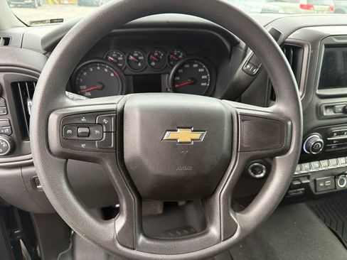 Used 2023 Chevrolet Silverado 1500 Custom AWD/4WD image 16