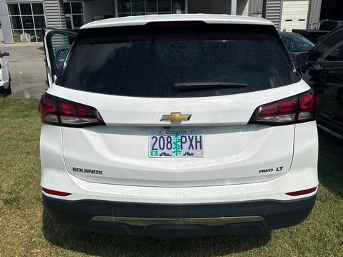 Used 2024 Chevrolet Equinox LT AWD/4WD image 4