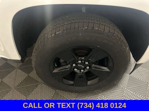 Used 2021 Chevrolet Colorado W/T AWD/4WD image 39
