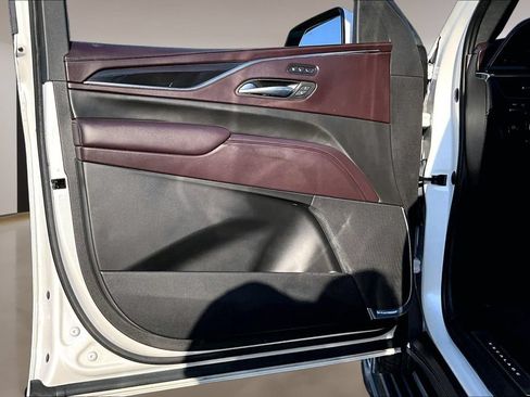 Used 2023 Cadillac Escalade Sport Platinum RWD image 18
