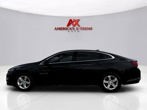 Used 2022 Chevrolet Malibu LS w/ LPO, Convenience Package 2 FWD image 2