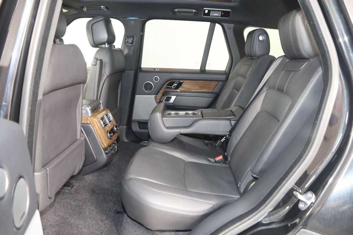 Used 2018 Land Rover Range Rover Supercharged AWD/4WD image 55