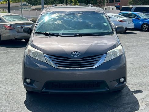 Used 2016 Toyota Sienna XLE AWD/4WD image 10