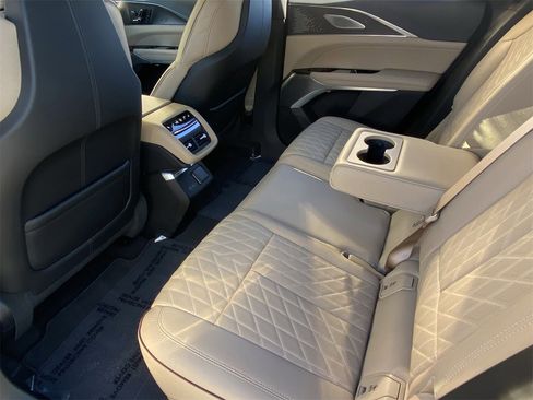 Certified 2024 Cadillac Lyriq Sport w/ Nappa Leather Package image 18