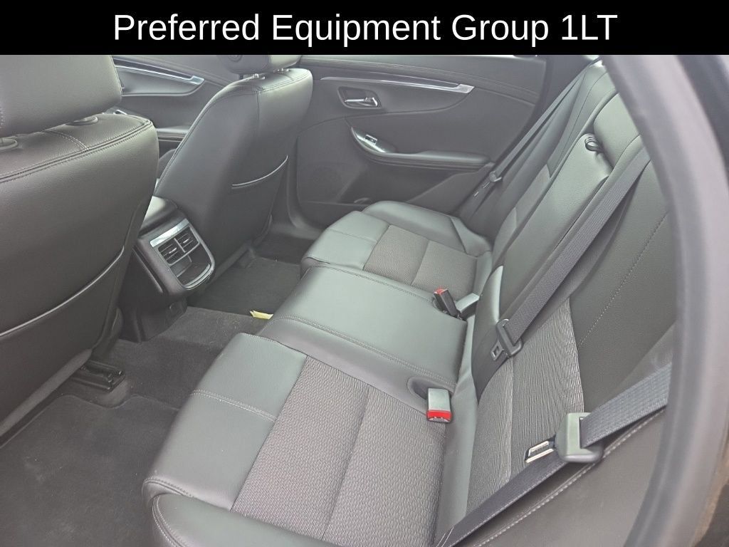 Used 2016 Chevrolet Impala LT w/ Convenience Package FWD image 8