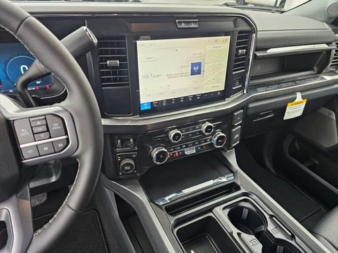 New 2026 Ford F250 Lariat w/ Black Appearance Package AWD/4WD image 14