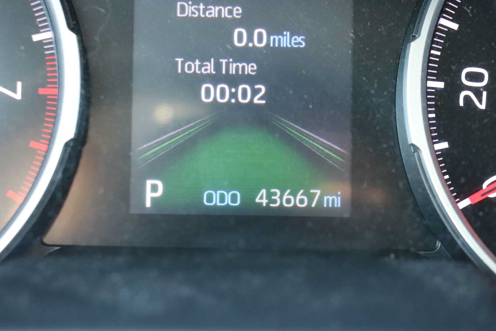 Used 2021 Toyota RAV4 LE AWD/4WD image 11
