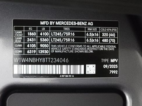 Used 2026 Mercedes-Benz Sprinter 2500 image 34