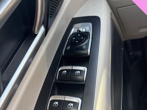 Used 2023 Kia Telluride S AWD/4WD image 9