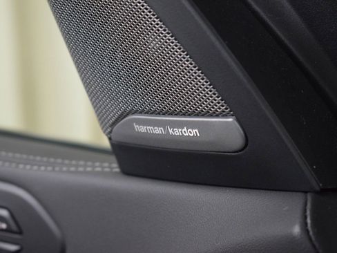 Used 2026 BMW X7 M60i image 40