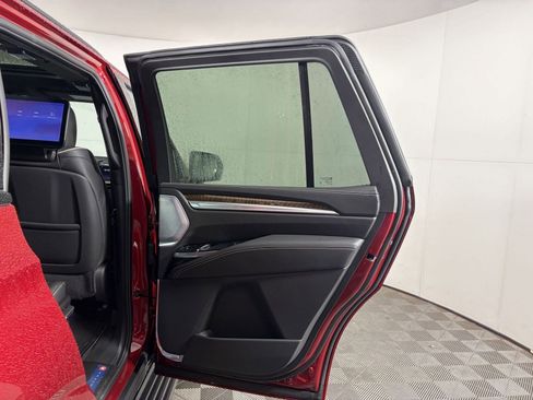 New 2026 Cadillac Escalade Platinum Sport w/ LPO, ONYX Package image 46