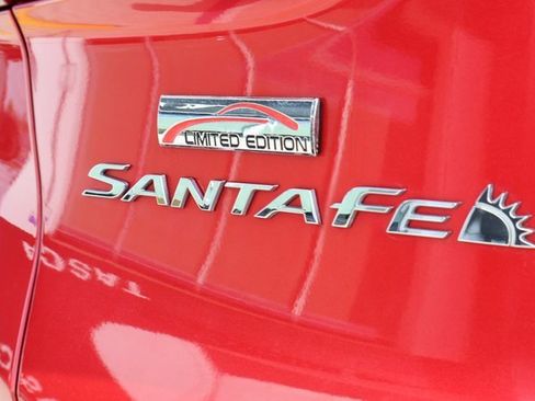 Used 2020 Hyundai Santa Fe Limited image 6