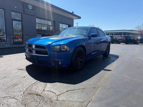 Used 2012 Dodge Charger R/T image 2