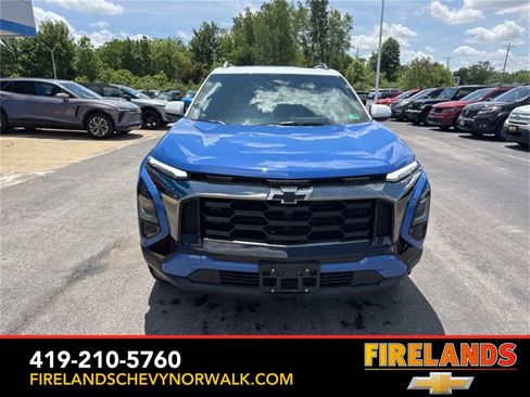 New 2025 Chevrolet Equinox ACTIV image 2