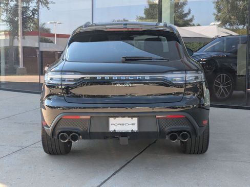 Certified 2026 Porsche Macan AWD/4WD image 10
