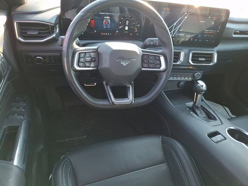 Certified 2025 Ford Mustang Premium image 11