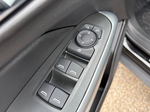 New 2026 Chevrolet Trax LS w/ LS Convenience Package FWD image 11