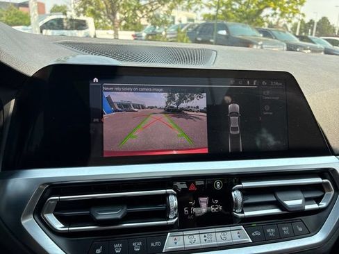 Used 2019 BMW 330i xDrive Sedan w/ Premium Package AWD/4WD image 25