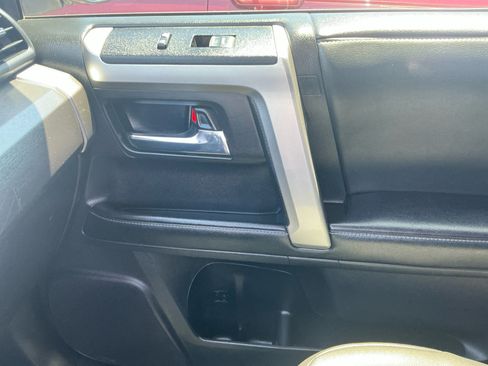 Used 2021 Toyota 4Runner SR5 Premium w/ Moonroof Package AWD/4WD image 16