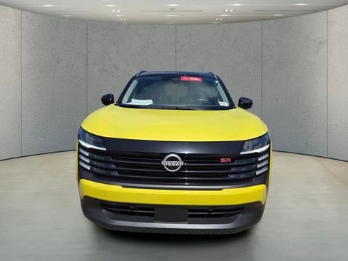 Used 2025 Nissan Kicks SR FWD image 8