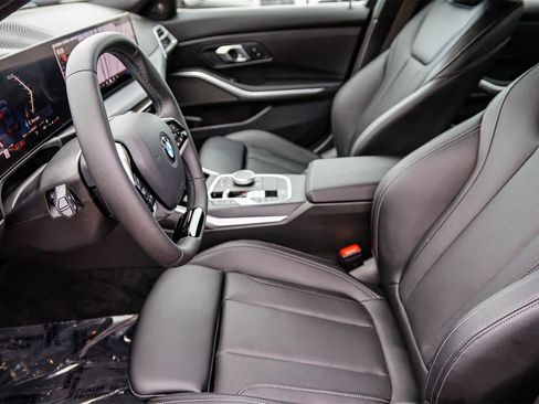 Used 2025 BMW 330i xDrive Sedan w/ Convenience Package image 16