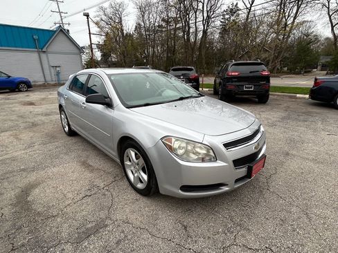 Used 2010 Chevrolet Malibu LS image 15