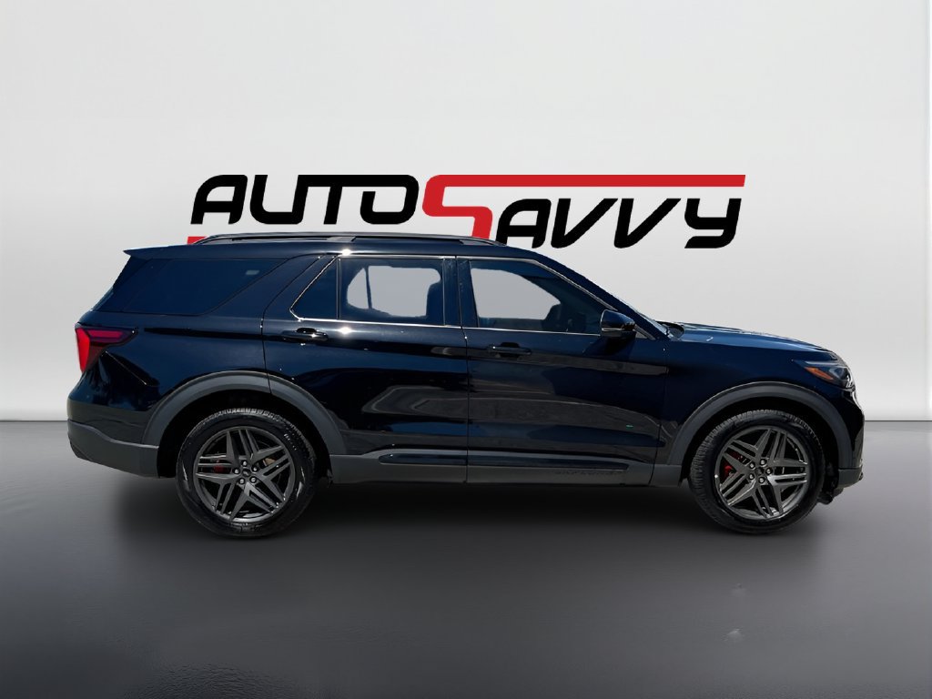 Used 2025 Ford Explorer ST AWD/4WD image 8