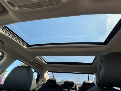 Used 2016 Nissan Maxima Platinum image 24