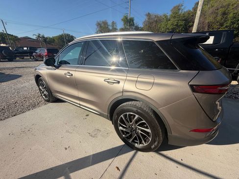 Used 2020 Lincoln Corsair FWD w/ Equipment Group 101A image 5