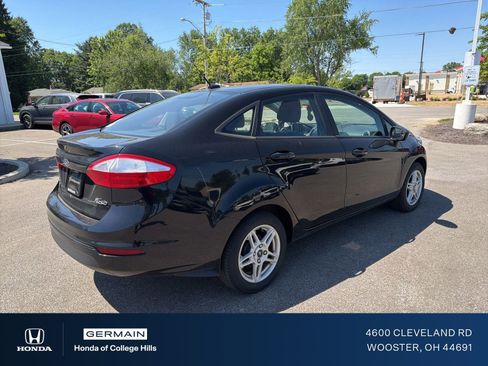 Used 2019 Ford Fiesta SE FWD image 6
