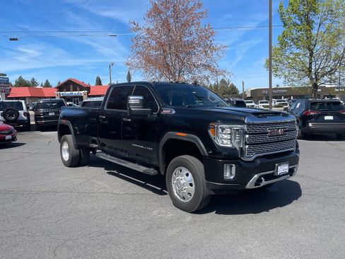 Used 2021 GMC Sierra 3500 Denali w/ Denali Ultimate Package image 7