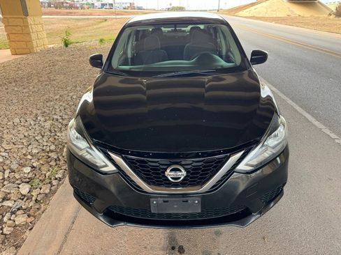 Used 2017 Nissan Sentra S image 8
