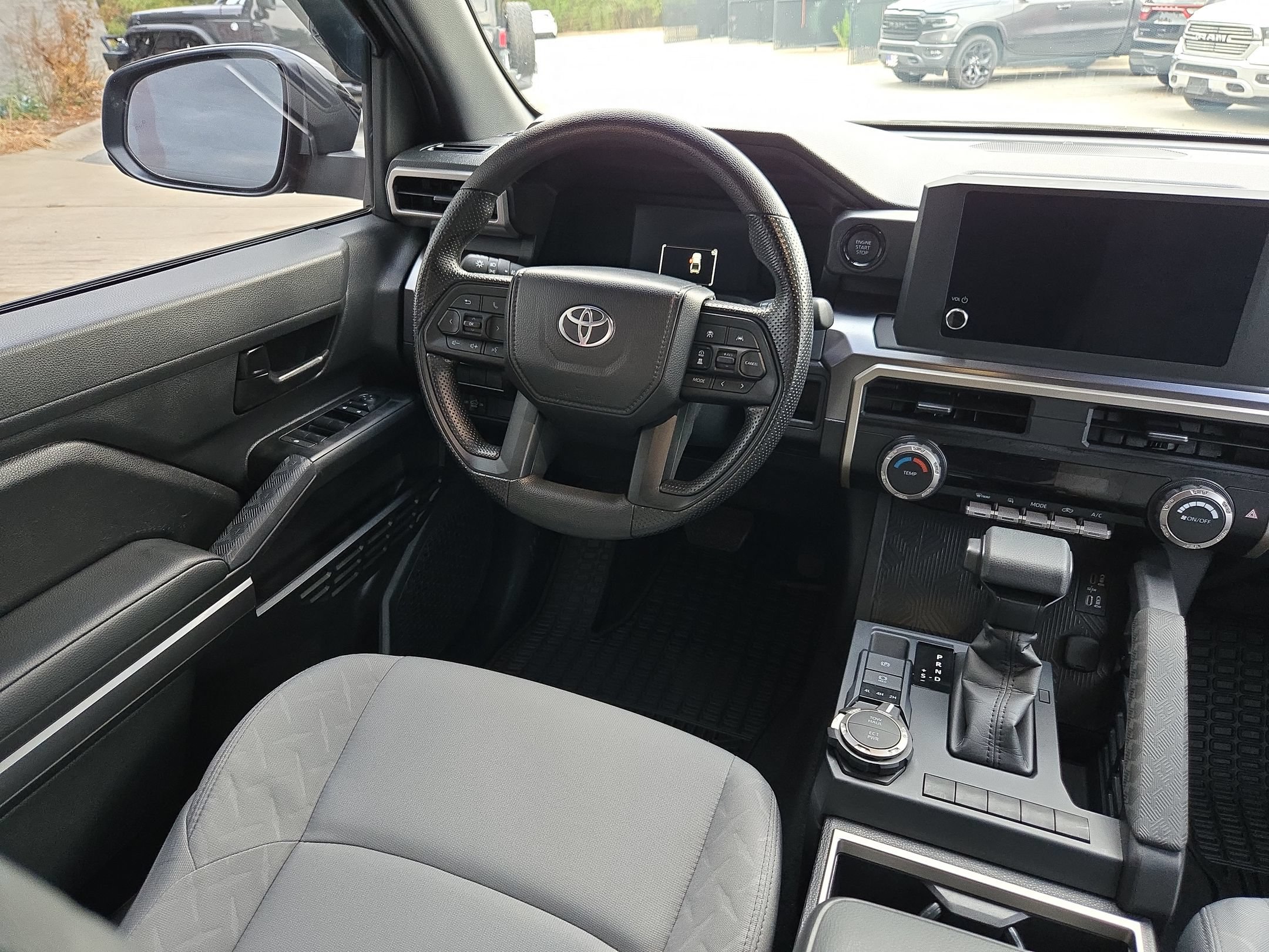 Used 2026 Toyota Tacoma SR5 AWD/4WD image 9
