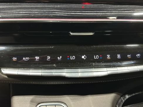 Used 2022 Cadillac Escalade Sport w/ LPO, ONYX Package AWD/4WD image 20