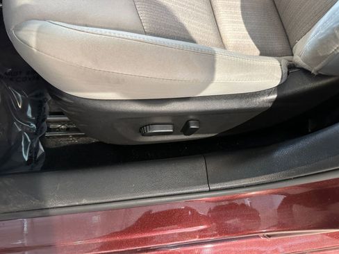 Used 2025 Nissan Altima 2.5 SV image 22