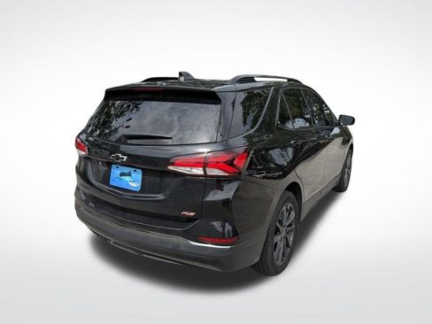 Used 2022 Chevrolet Equinox RS w/ RS Leather Package FWD image 5