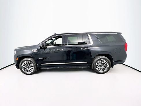 Certified 2023 GMC Yukon XL Denali AWD/4WD image 4