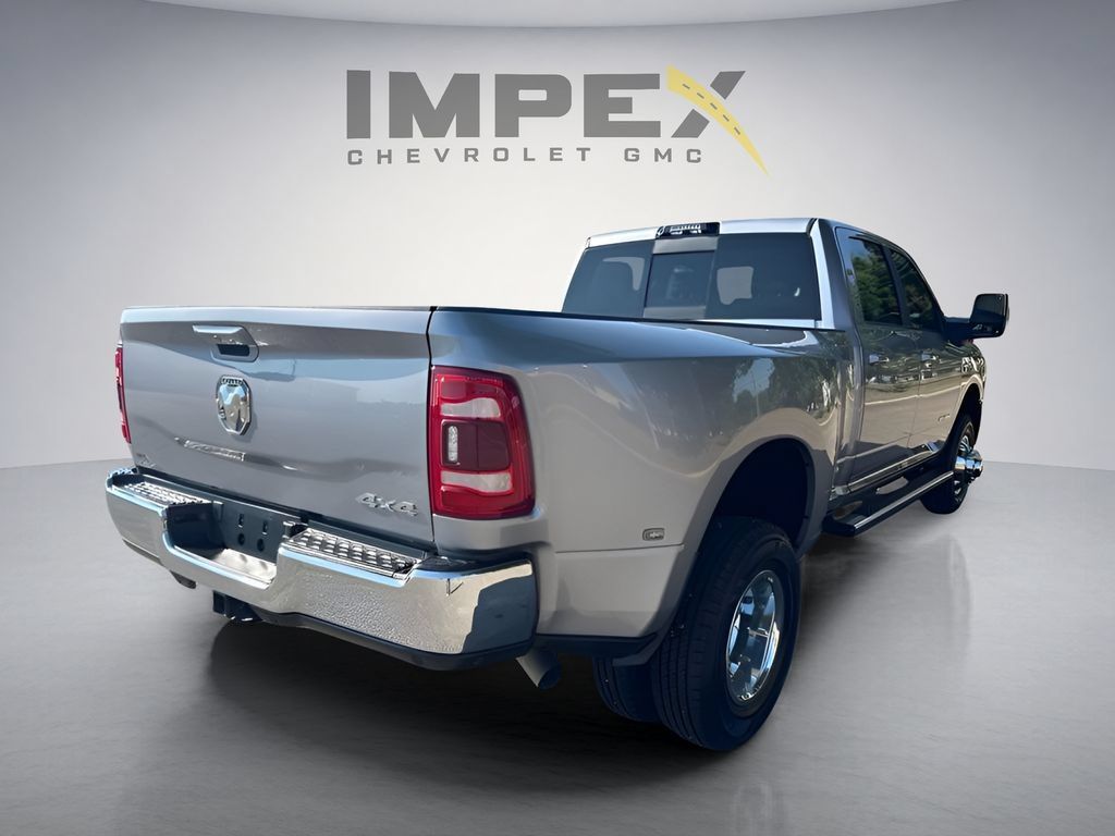 Used 2024 RAM 3500 Laramie w/ Towing Technology Group AWD/4WD image 4