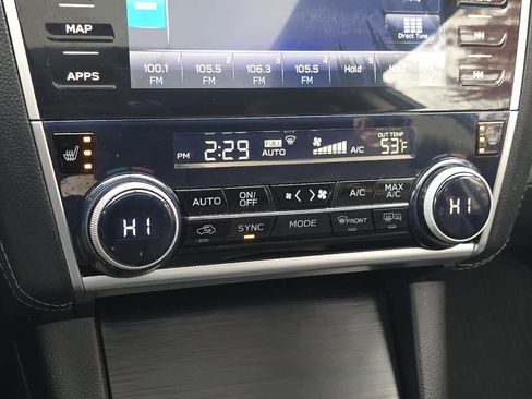 Used 2018 Subaru Outback 2.5i Limited image 23