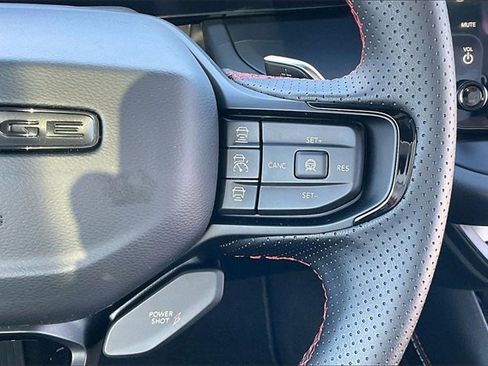 Used 2024 Dodge Charger R/T w/ Plus Group image 17