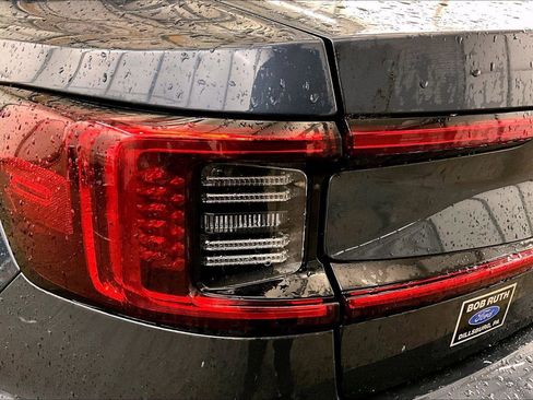 Used 2022 Polestar Polestar 2 image 28