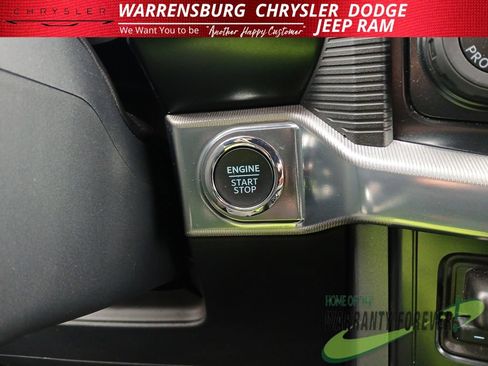 Used 2025 Ford F150 Lariat w/ Equipment Group 502A High AWD/4WD image 27