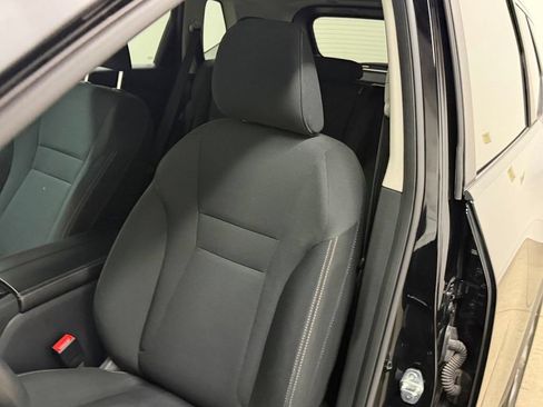 Used 2024 Nissan Rogue S AWD/4WD image 37