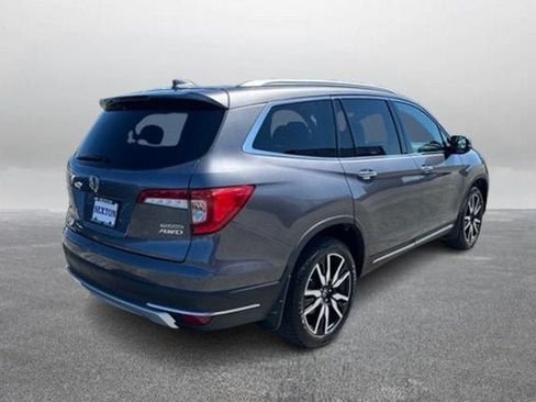 Used 2021 Honda Pilot Touring image 7