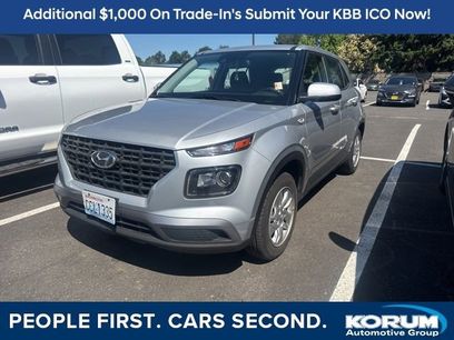 Used 2021 Hyundai Venue SE w/ Cargo Package