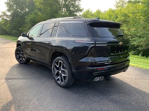 Used 2026 Chevrolet Traverse High Country w/ LPO, Floor Liner Package AWD/4WD image 11