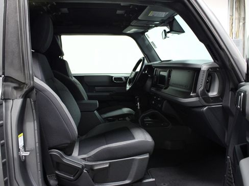 Used 2022 Ford Bronco Big Bend image 15