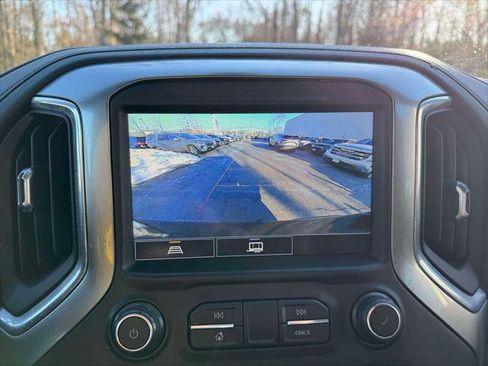 Used 2021 Chevrolet Silverado 1500 LT image 26