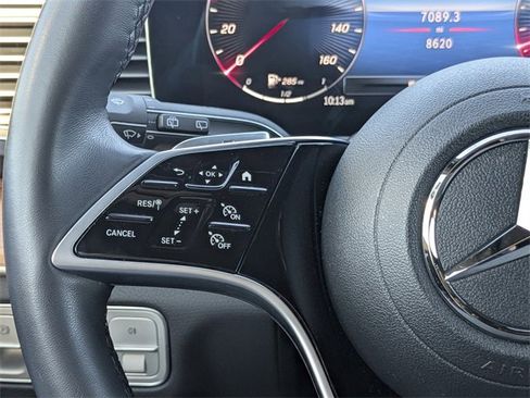 Used 2025 Mercedes-Benz GLE 350 4MATIC image 27