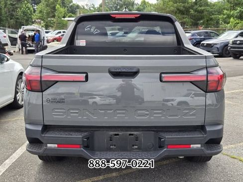 Used 2024 Hyundai Santa Cruz SEL FWD image 5